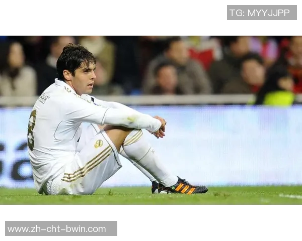 足球明星卡卡的辉煌历程与对足球的深刻影响分析